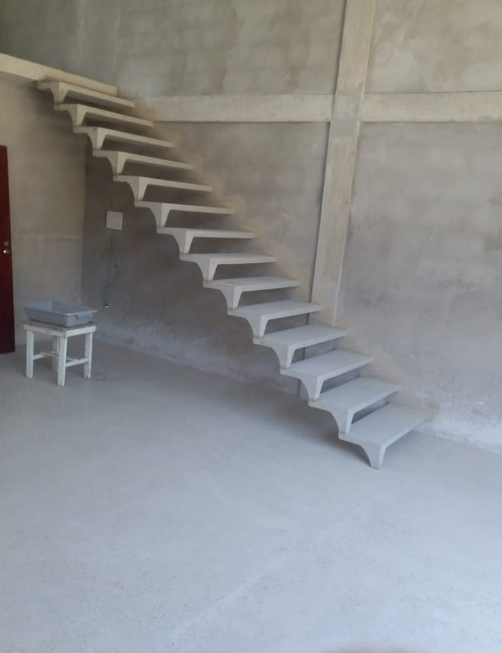 Escada Reta 5